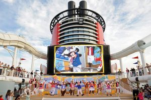 11 reasons why a family cruise makes the perfect Christmas gift